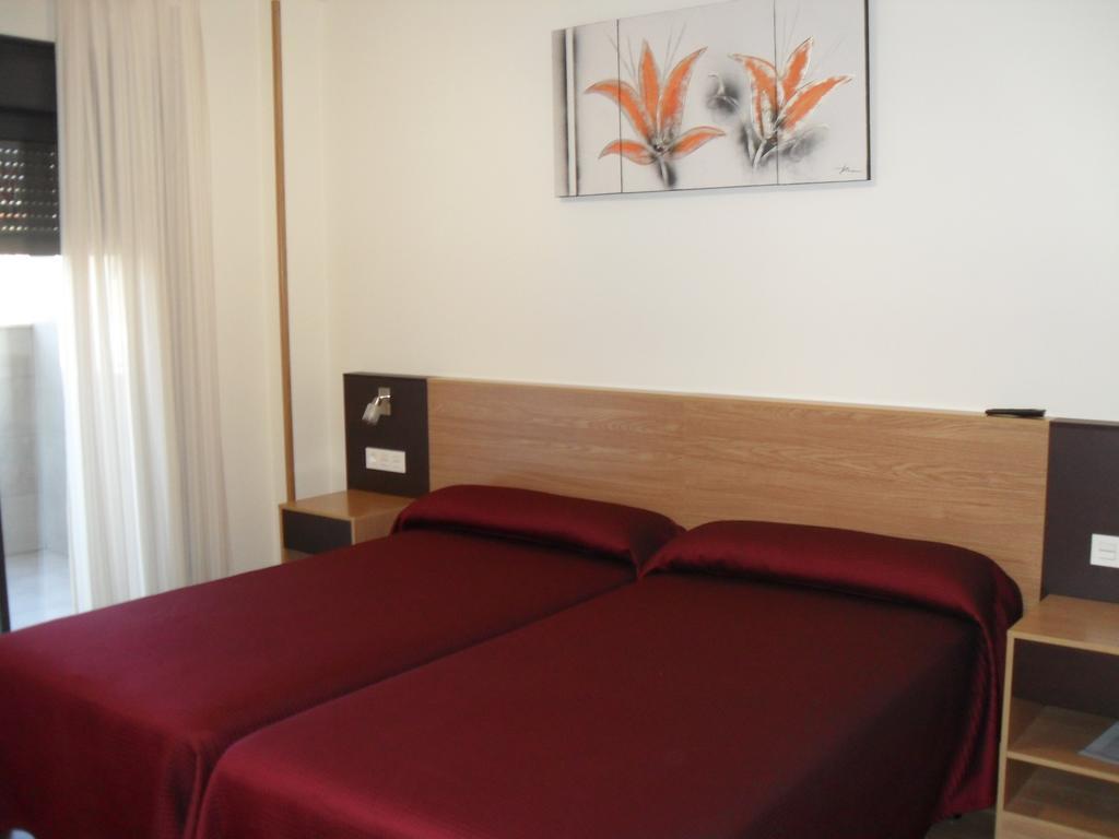 Peregrino Hotel Pontevedra Bagian luar foto